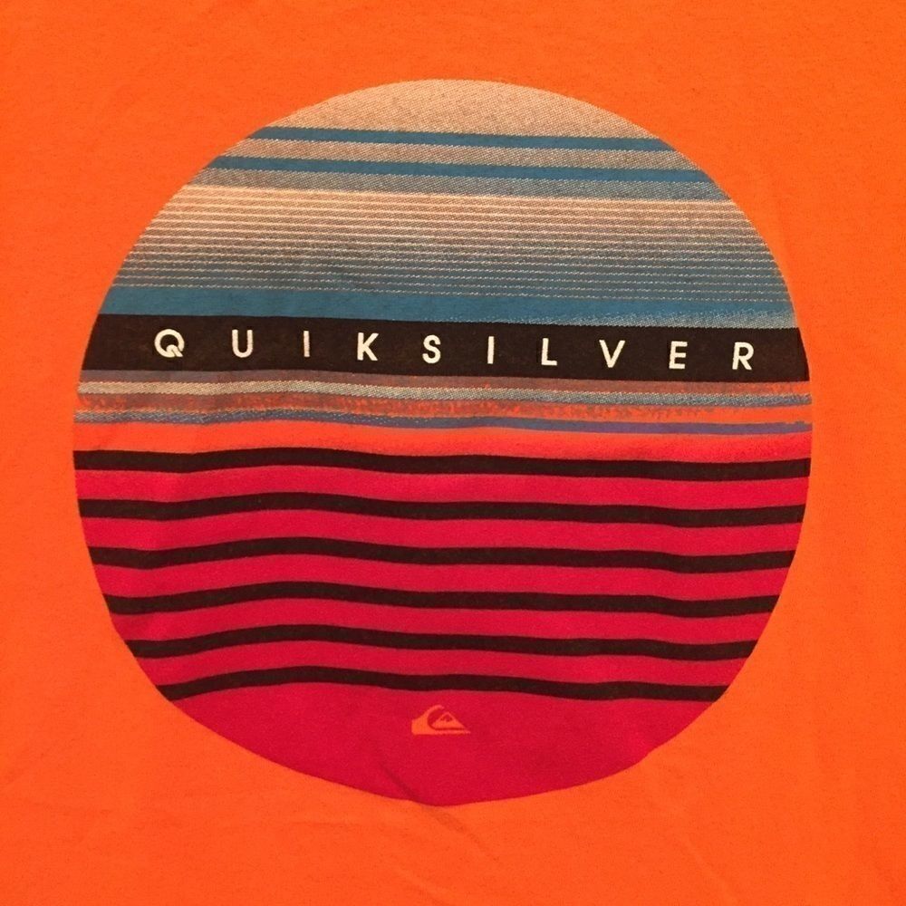 Quicksilver Tee 💕 3/$10 - Picture 3 of 5